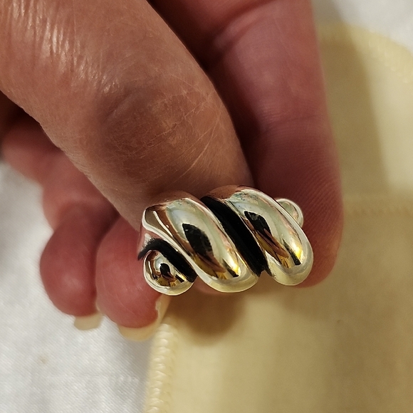 James Avery Sisterhood Ring Size 9 - Picture 3 of 5